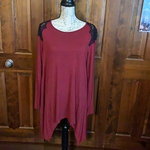 Apt. 9 Shark Bite hem tunic